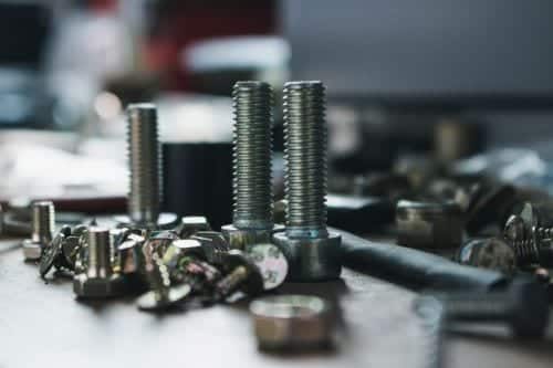Tip for disassembling beds
